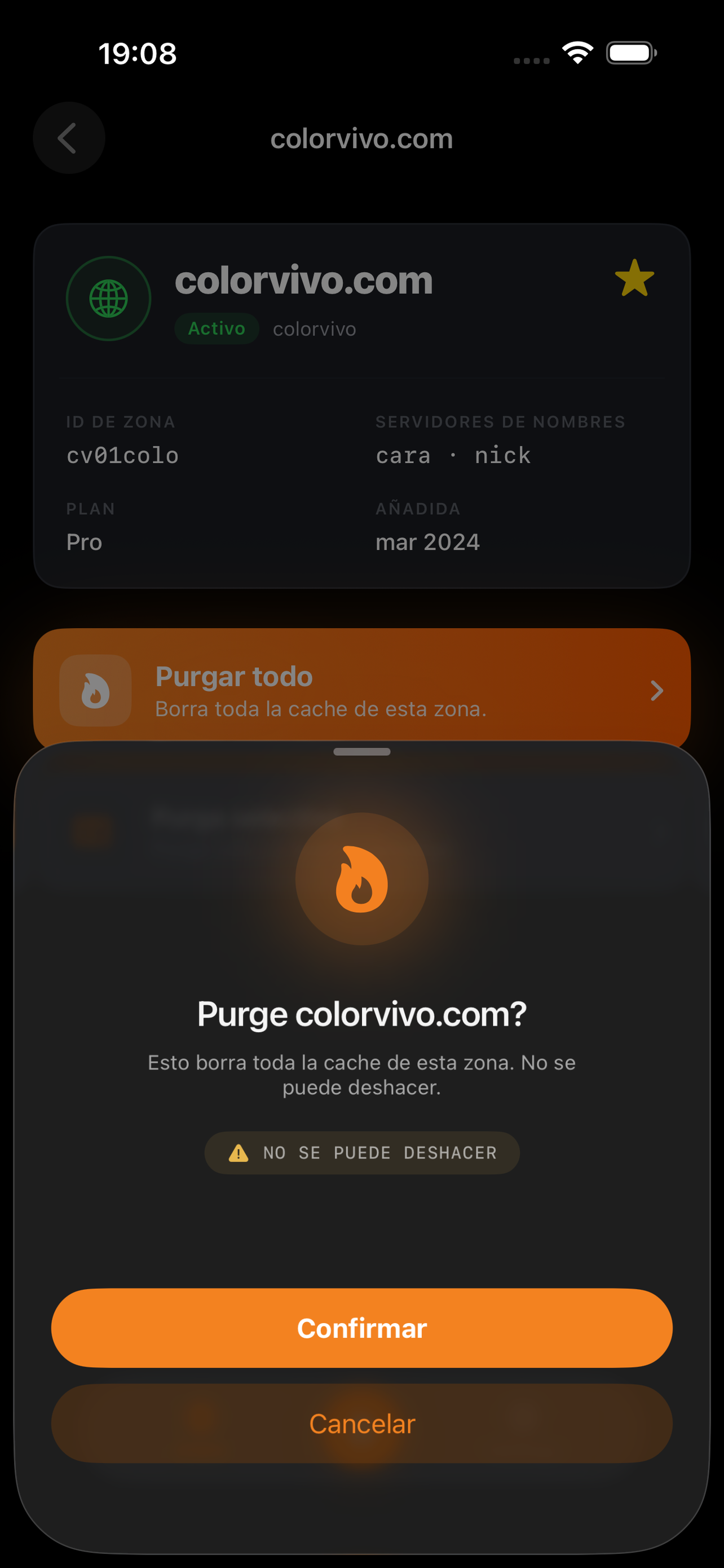 Las operaciones destructivas piden confirmación explícita.